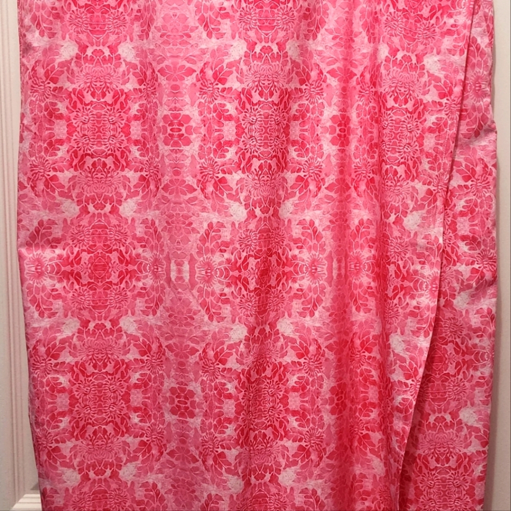 Rip Skirt Hawaii Skirt Length 4 Size XL Bright Pink And White Pattern